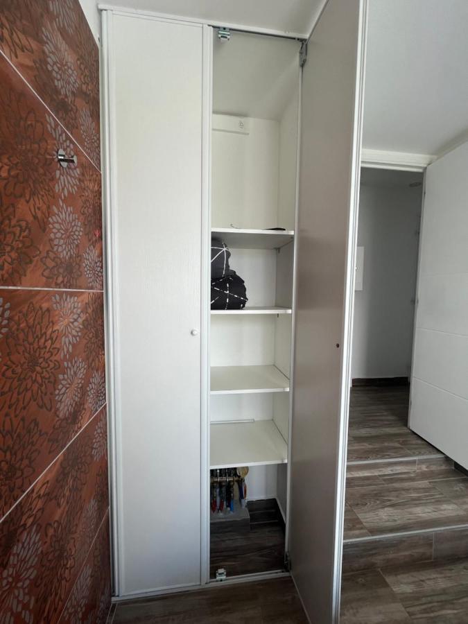 Appartement 4 Personnes, Aeroport Marseille Marignane Zewnętrze zdjęcie